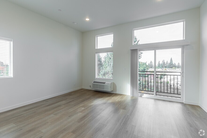 More Photos Of 3254 SE 90th Pl, Portland Apartments For Sale