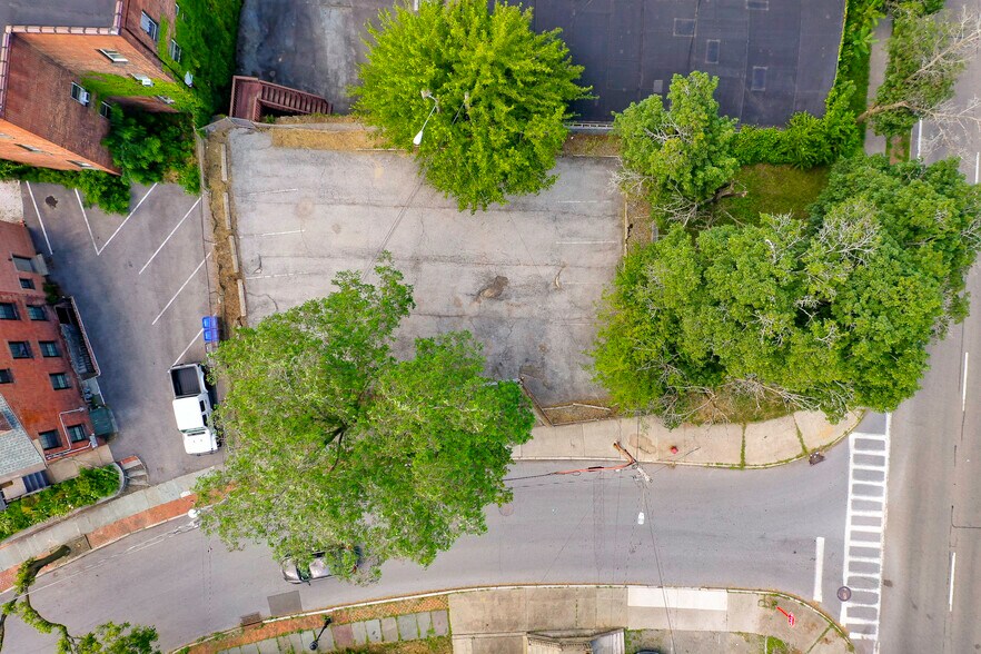 More Photos Of 214 Main St, Poughkeepsie Loft Creative Space For Sale