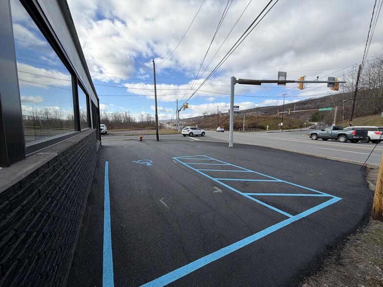 More Photos Of 1908 Scranton Carbondale Hwy, Dickson City Storefront Retail Office For Lease