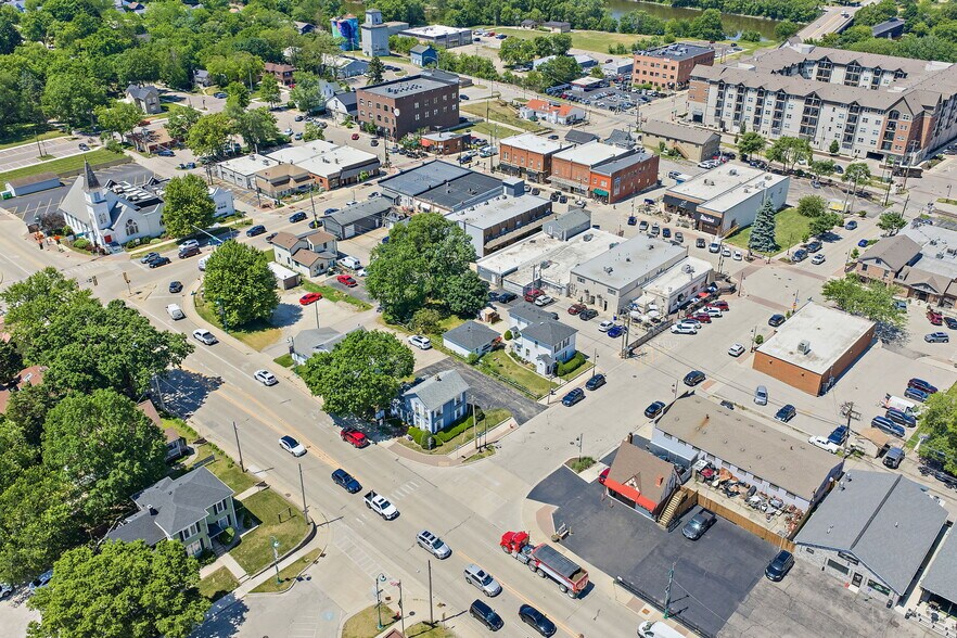 More Photos Of 55 S Madison St, Oswego Office For Sale