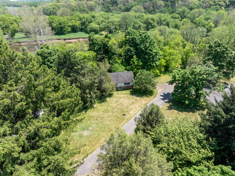 More Photos Of 110 Woodfern Rd, Branchburg Warehouse For Sale