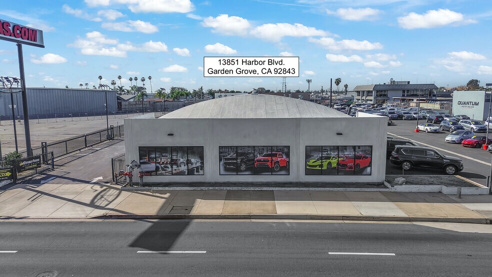 More Photos Of 13851-13861 Harbor Boulevard, Garden Grove Auto Dealership For Lease