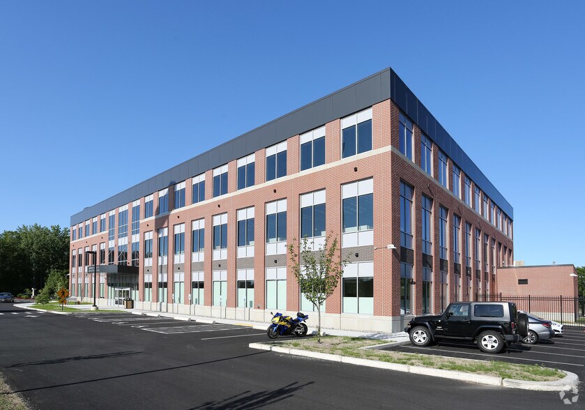 15 Atwood Dr, Northampton, MA 01060 Medical Office For Lease