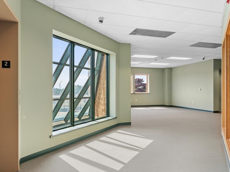 More Photos Of 2205 Forest Ave, Two Rivers Office Residential For Sale
