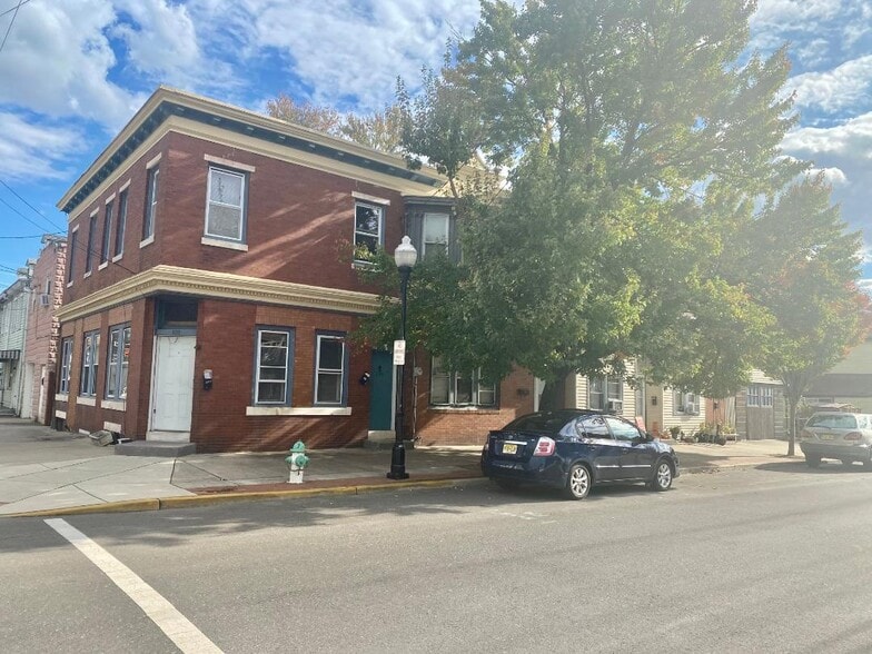Primary Photo Of 230 N Burlington St, Gloucester City Apartments For Sale