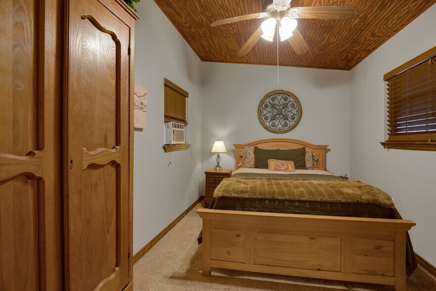 More Photos Of 7367 River Rd, New Braunfels Lodge Meeting Hall For Sale