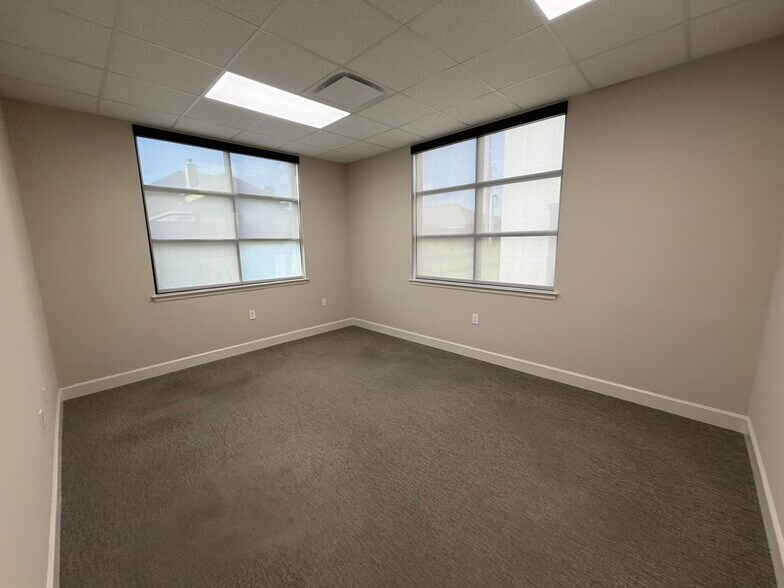 More Photos Of 8118 Fry Rd, Cypress Office For Lease