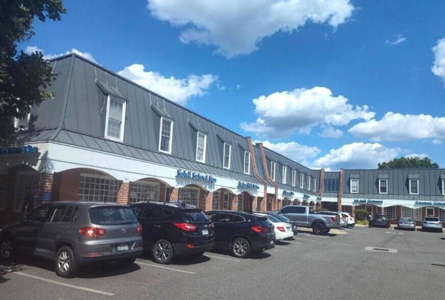 More Photos Of 50 S Pickett St, Alexandria Medical For Sale