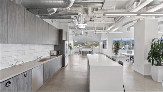 More Photos Of 6430 W Sunset Blvd, Los Angeles Office For Lease