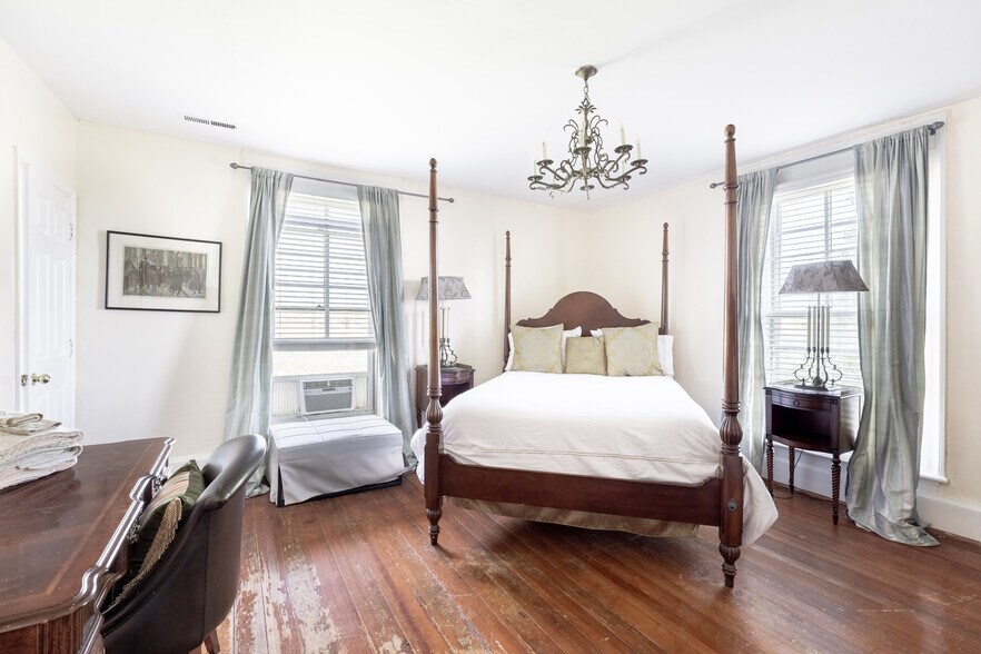 More Photos Of 2416 Lowesville Rd, Amherst Hospitality For Sale