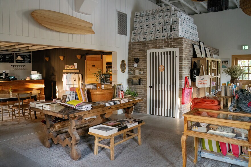 More Photos Of 12304 Cortez Rd, Cortez Freestanding For Sale