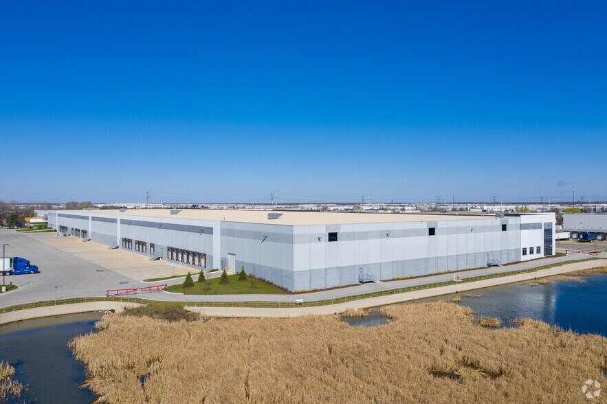 More Photos Of 1200 N Schmidt Rd, Romeoville Warehouse For Lease