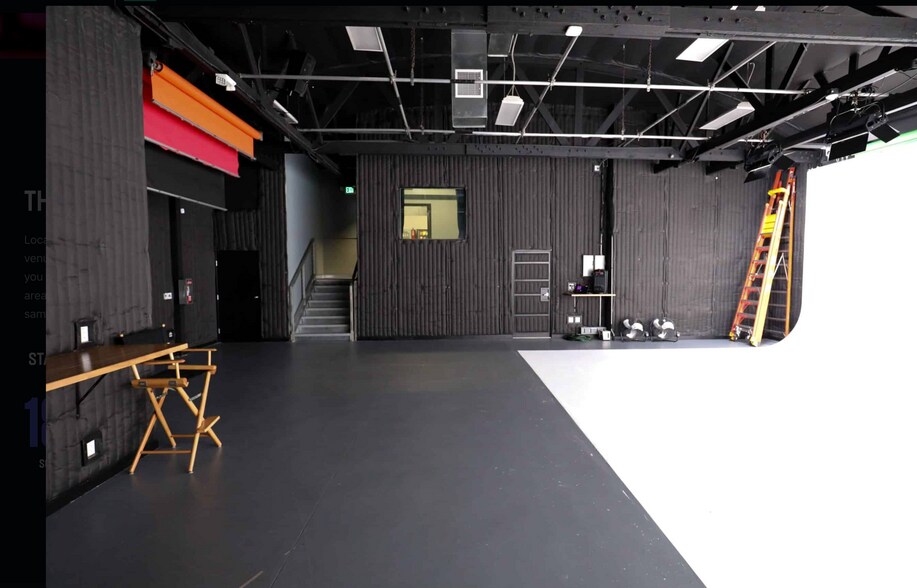 More Photos Of 11318-11320 Santa Monica Blvd, Los Angeles Storefront For Lease
