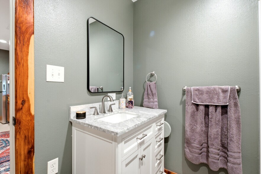 More Photos Of 55 Heritage Rd, Gordonville Office Residential For Sale