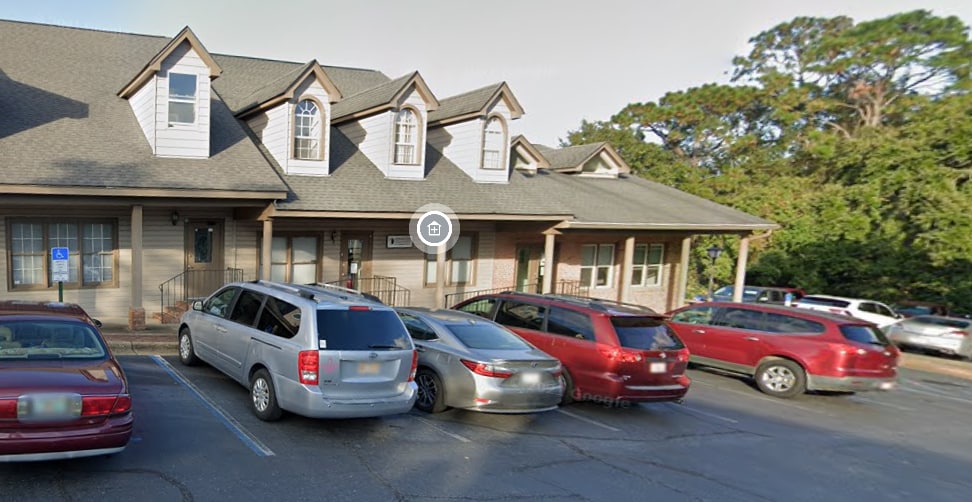 More Photos Of 6160 N Davis Hwy, Pensacola Medical For Sale