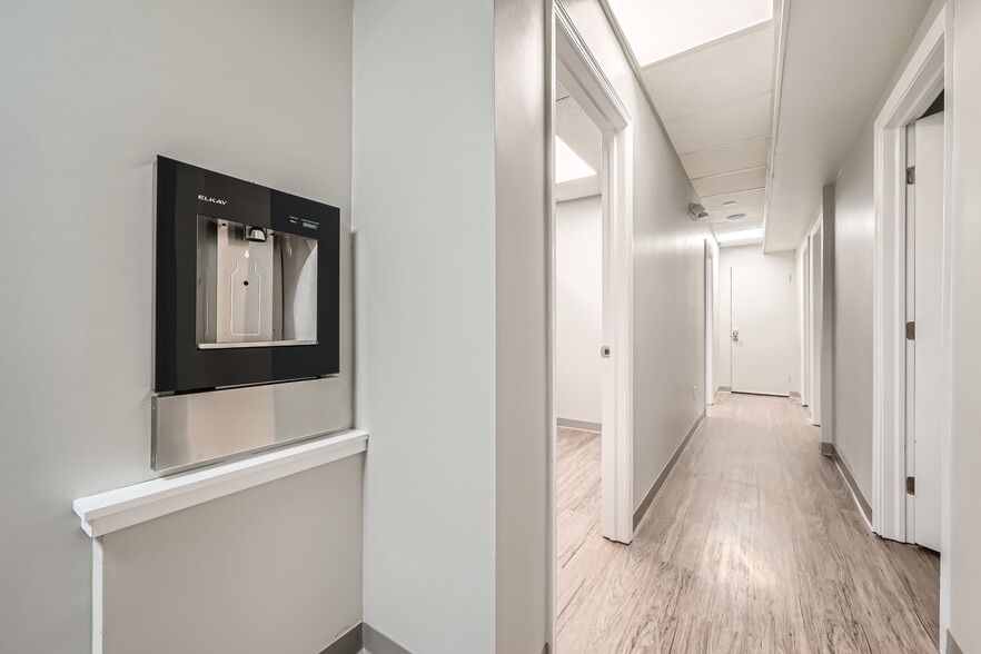 More Photos Of 3701 Court House Dr, Ellicott City Office For Lease