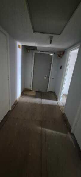More Photos Of 7789 131st St, Seminole Office For Sale