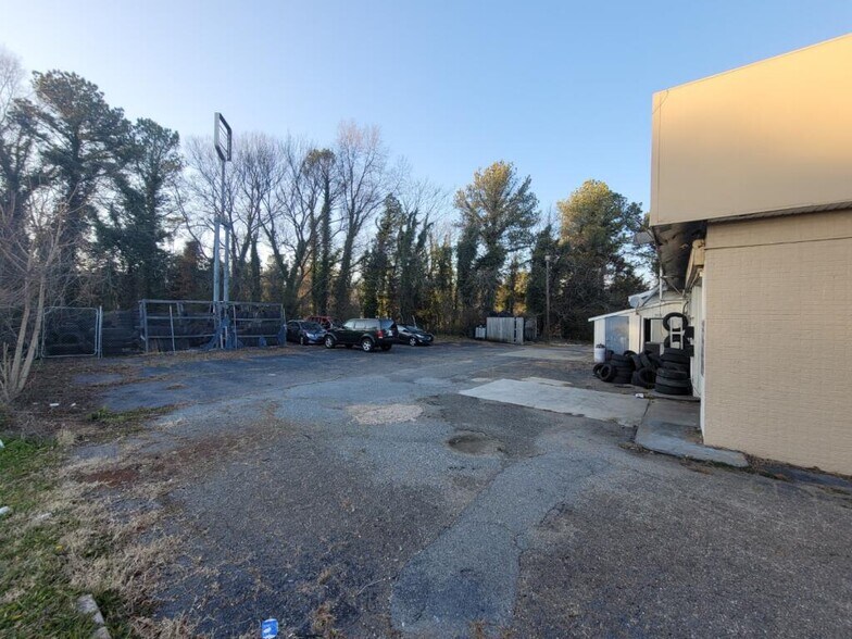 More Photos Of 5308 Brook Rd, Richmond Fast Food For Sale