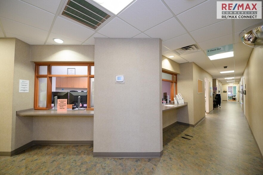 More Photos Of 401 Oyster Point Rd, Newport News Medical For Sale