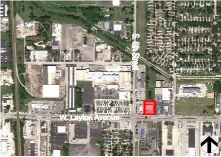 More Photos Of 552 W Layton Ave, Milwaukee Freestanding For Lease