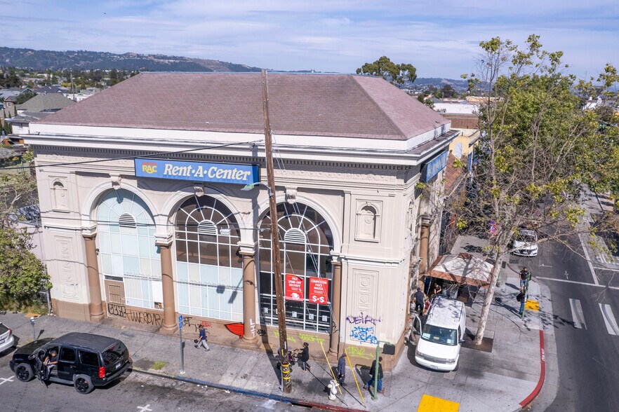 More Photos Of 3400 International Blvd, Oakland Storefront For Sale
