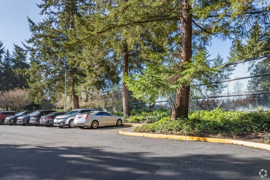 More Photos Of 33405 8th Ave S, Federal Way Office For Sale