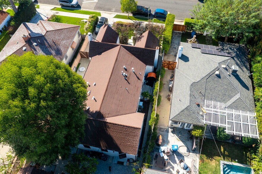 More Photos Of 6733 Colgate Ave, Los Angeles Apartments For Sale