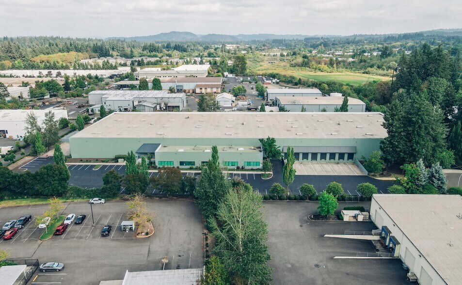 More Photos Of 10235-10255 SW Spokane Ct, Tualatin Manufacturing For Lease