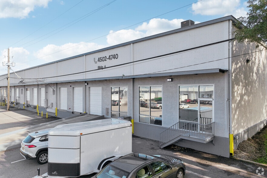 More Photos Of 4502-4740 Transport Dr, Tampa Unknown For Lease