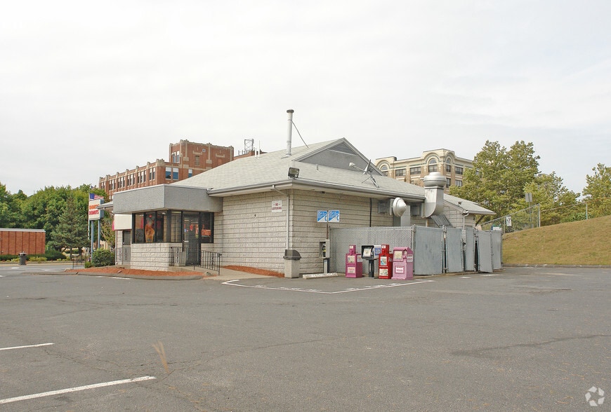 More Photos Of 182 N Main St, Bristol Fast Food For Sale