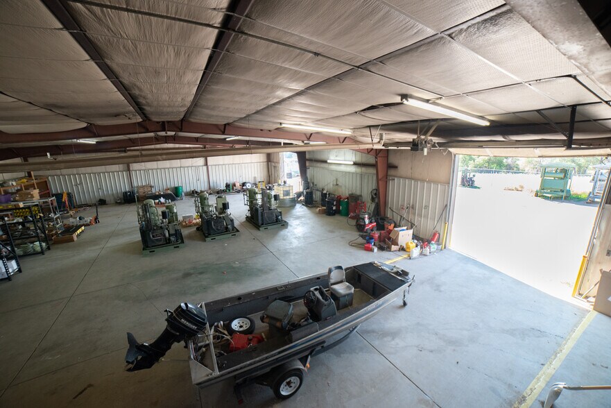 More Photos Of 3026 1st Ave, Greeley Warehouse For Sale
