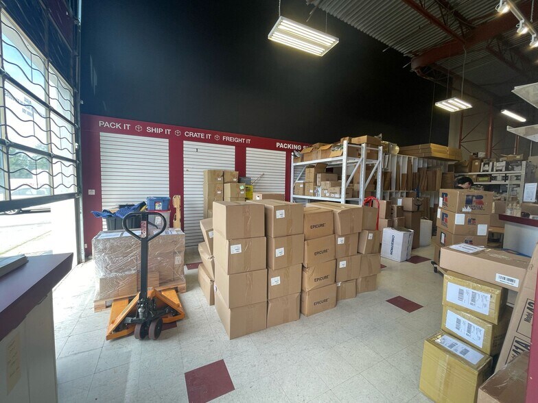 More Photos Of 19889 96th Ave, Langley Warehouse For Lease