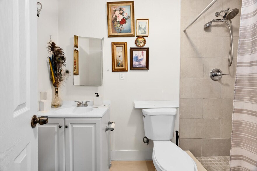 More Photos Of 1362 SW 2nd St, Miami Apartments For Sale