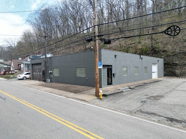 More Photos Of 3367 Spring Garden Rd, Pittsburgh Warehouse For Lease