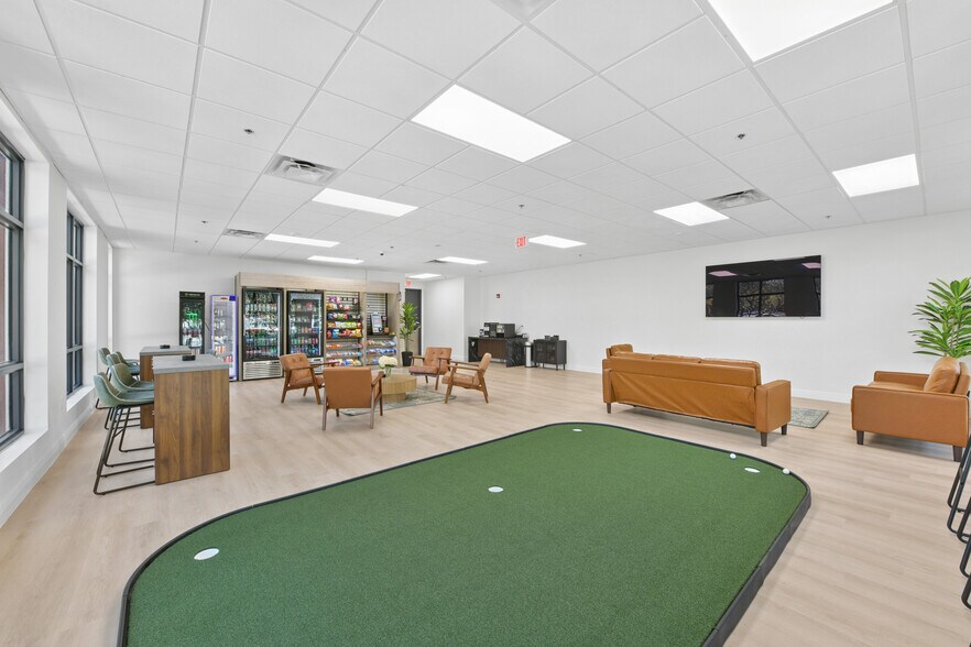 More Photos Of 999-1001 W Yamato Rd, Boca Raton Unknown For Lease