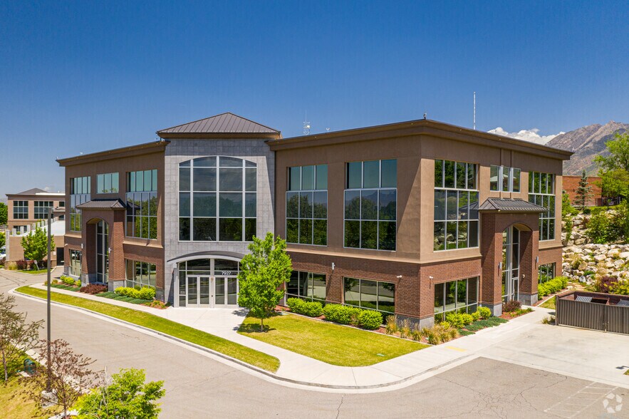 Primary Photo Of 7927 S High Point Pky, Sandy Office For Lease