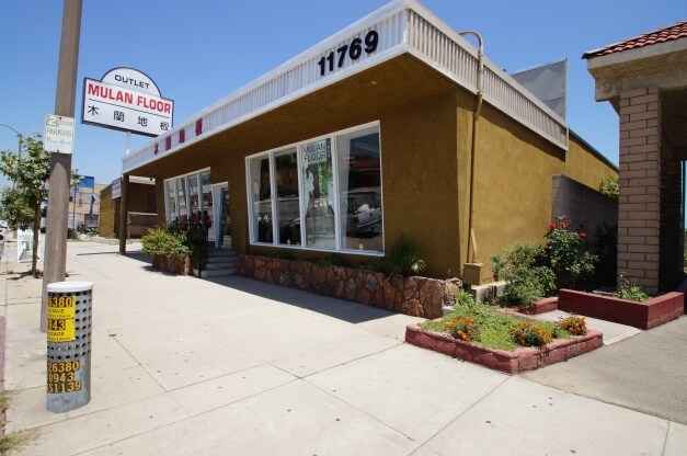 More Photos Of 11769 Valley Blvd, El Monte Storefront Retail Office For Sale