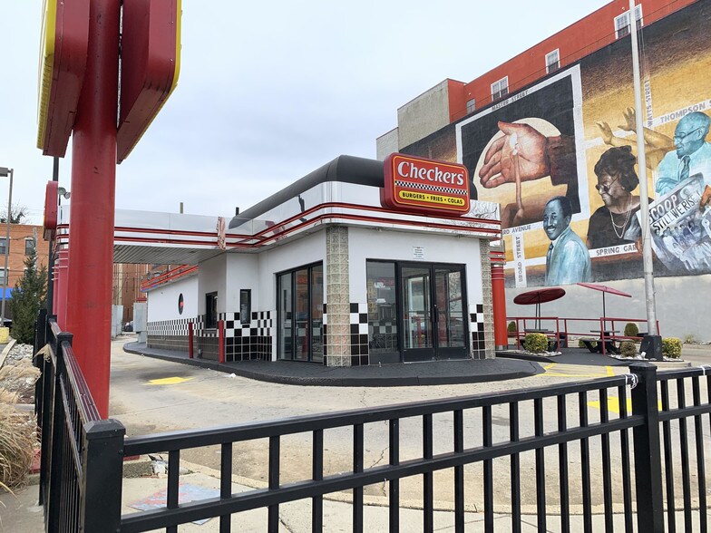 More Photos Of 1208 N Broad St, Philadelphia Restaurant For Lease