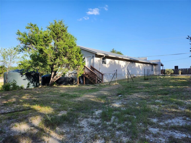 More Photos Of 12716 Fitzhugh Rd, Austin Office For Lease