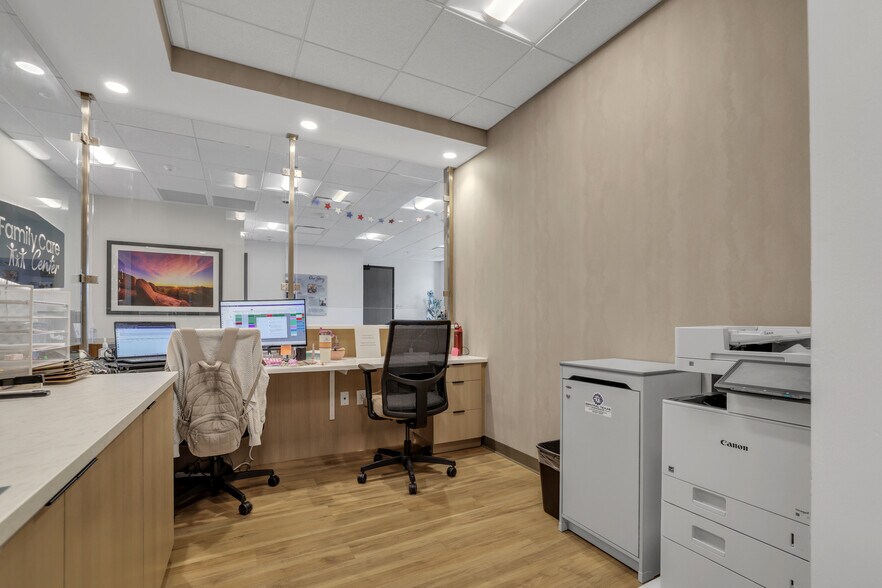 More Photos Of 8701 Menchaca Rd, Austin Medical For Sale