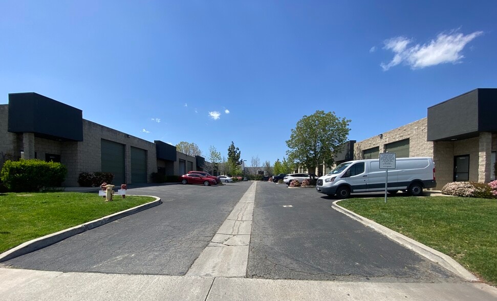 More Photos Of 42274 Rio Nedo, Temecula Manufacturing For Lease