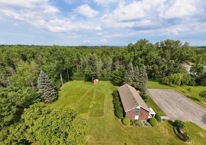 More Photos Of 228 Tom Miller Rd, Plattsburgh Flex For Sale