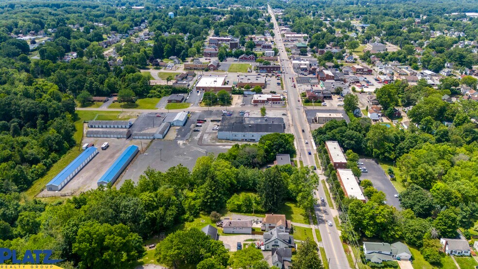 More Photos Of 125 E Liberty St, Hubbard Auto Dealership For Sale