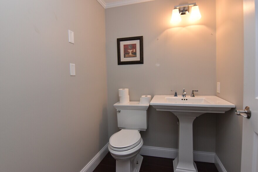 More Photos Of 18355 Coastal Hwy, Lewes Office For Lease