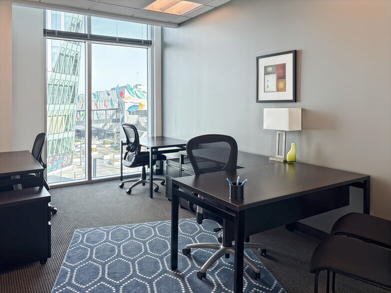 More Photos Of 2111-2283 S 67th St, Omaha Coworking Space