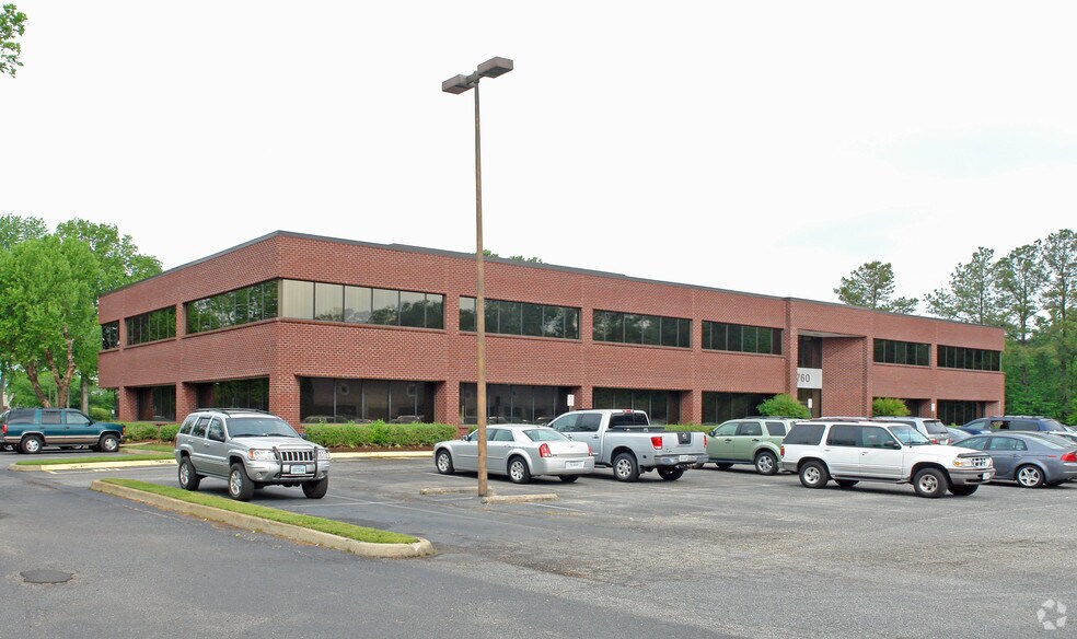 More Photos Of 760 Lynnhaven Pky, Virginia Beach Office For Lease