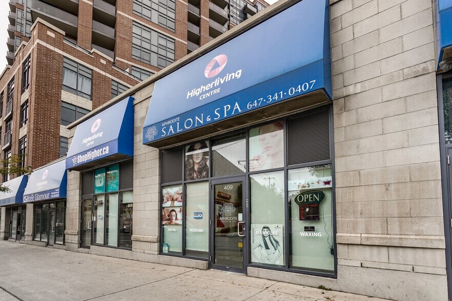 Primary Photo Of 409 Keele St, Toronto Storefront For Lease