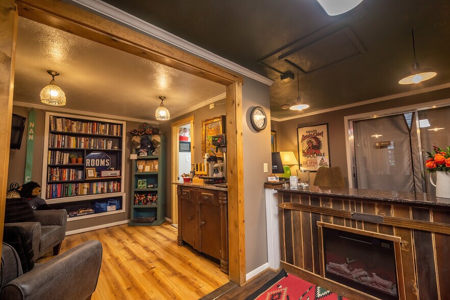 More Photos Of 627 Sudderth Dr, Ruidoso Hotel For Sale