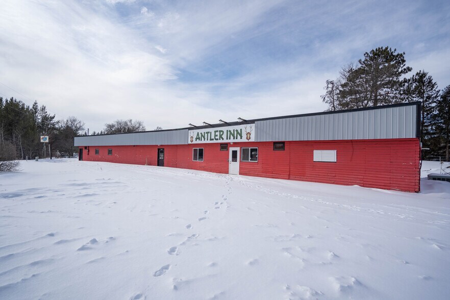 More Photos Of 16082 S Antler Inn Rd, Wascott Restaurant For Sale