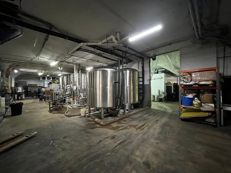 More Photos Of 2052 West Virginia Ave NE, Washington Warehouse For Sale